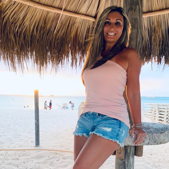 Meet your Posher, Michele - Picture 1 of 1